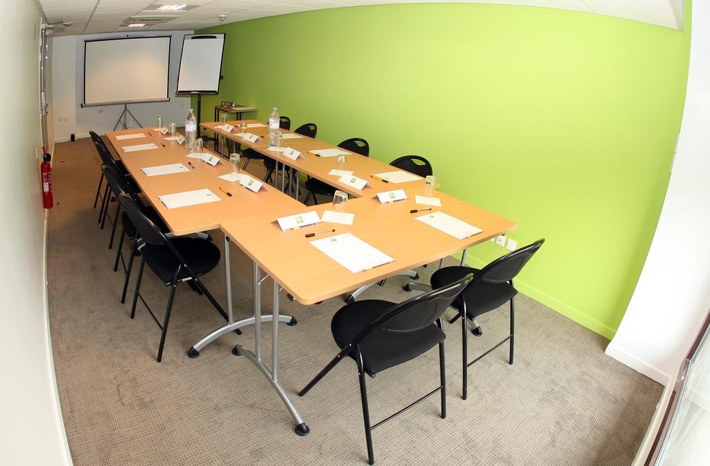 Ibis Budget Nimes Centre Gare Номер фото