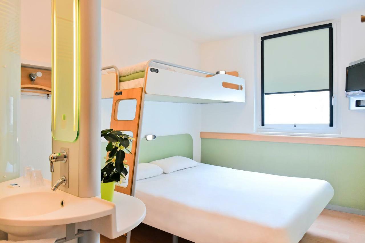 Отель Ibis Budget Nimes Centre Gare Экстерьер фото